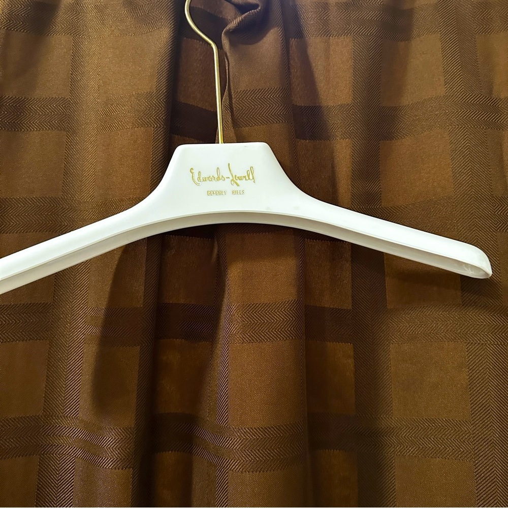 Edwards-Lowell Beverly Hills Hanger